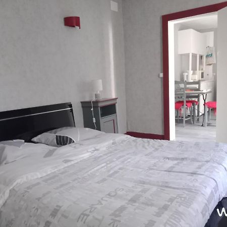 Appartement Centre Ville Avec Balcon -Terrasse Prive Tulle Ngoại thất bức ảnh